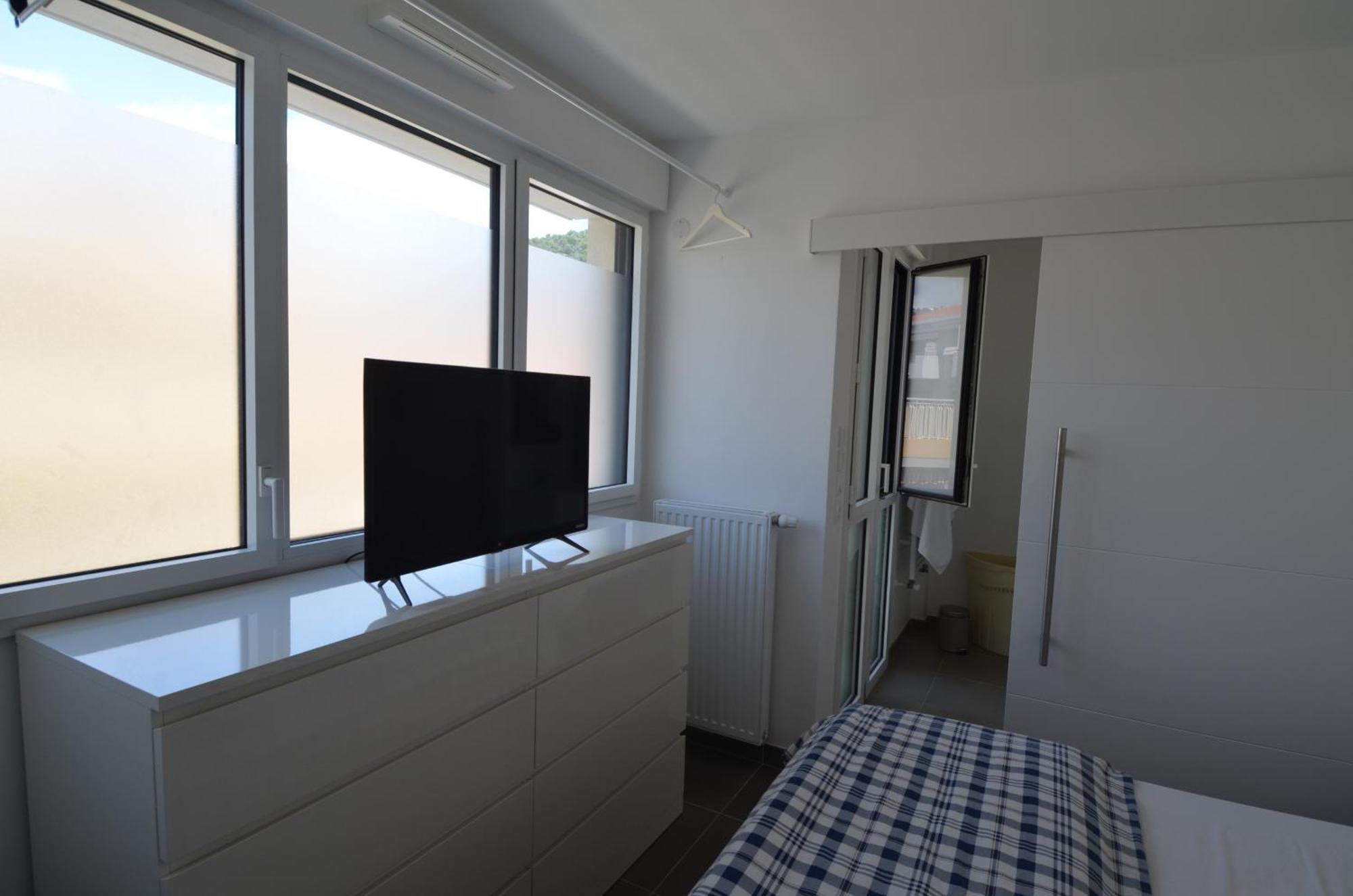 Villa Smolett - Appartement Cosy Au Coeur Du Quartier Du Port Nice Exteriör bild